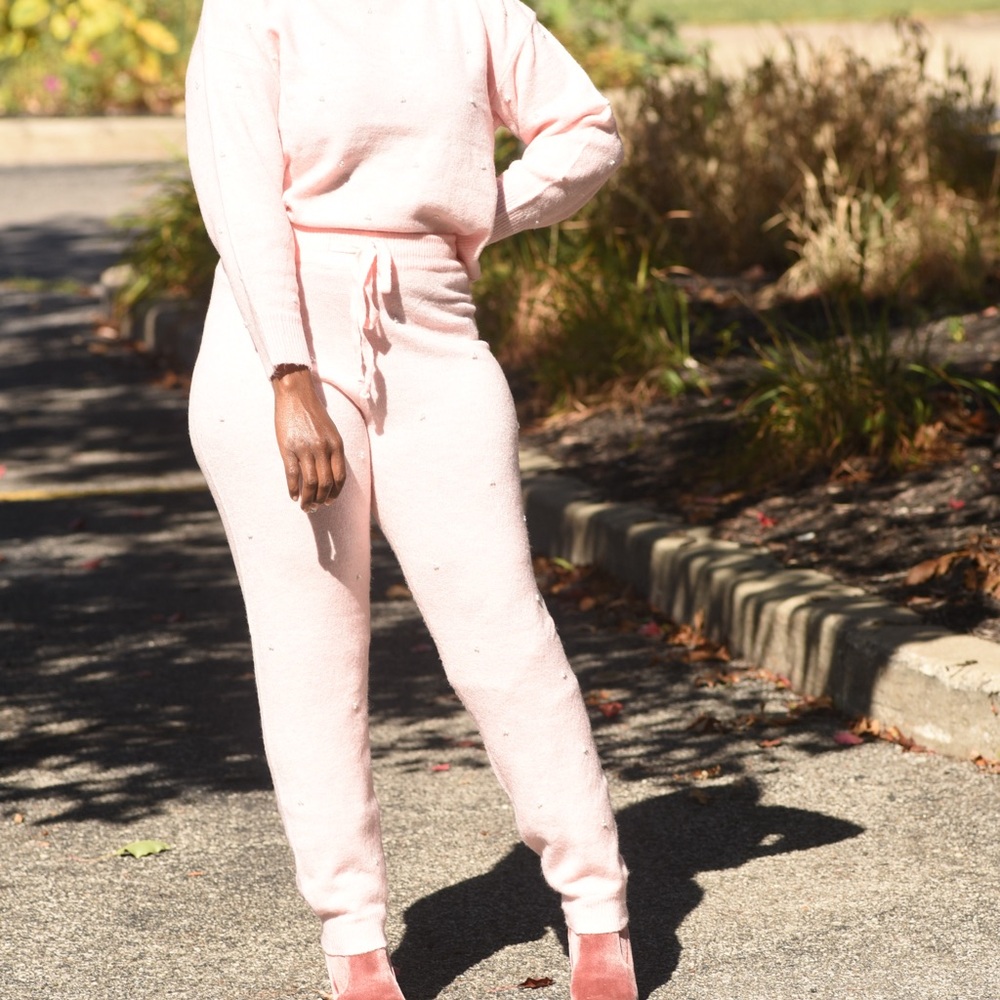 Elegant Pink Women's Pantsuit